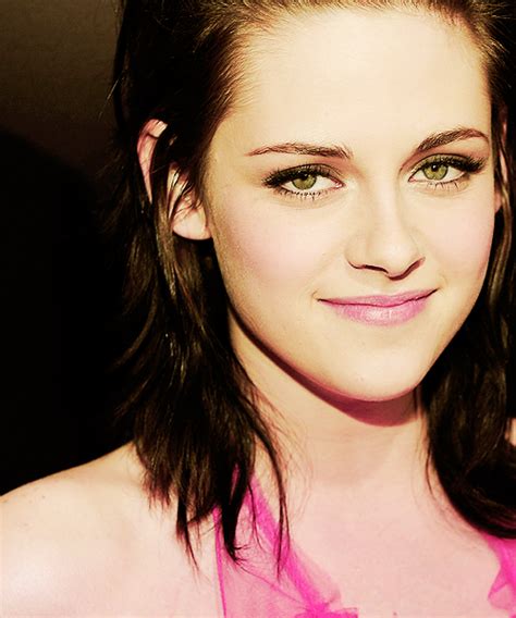 kristen stewart fansite